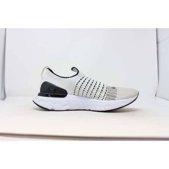 Men's React Phantom Run Flyknit 2 White CJ0277-100 - Picture 2 of 8